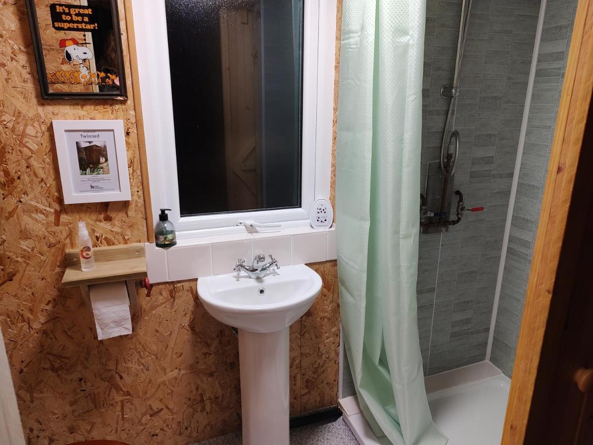 아크나쉰 Hippy Shack Cabin, Self Contained @ Cartmel Aultbea 빌라 외부 사진