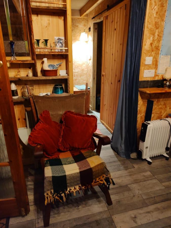 아크나쉰 Hippy Shack Cabin, Self Contained @ Cartmel Aultbea 빌라 외부 사진